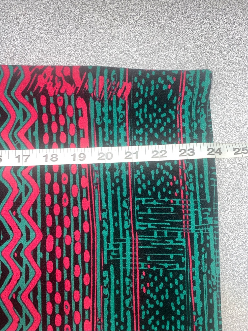 9091 - LuLaRoe Small Cassie Skirt NWT - Picture 6 of 9